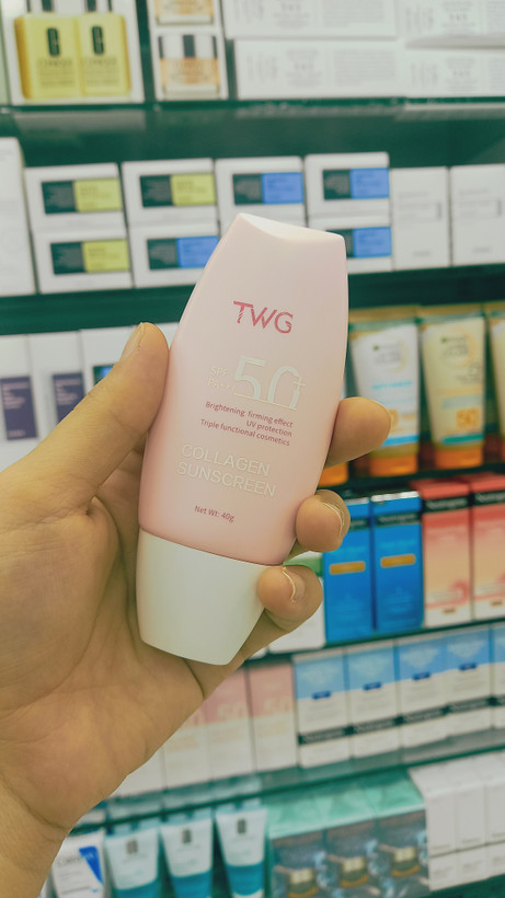 ضد آفتاب کلاژن TWG SPF 50+ PA+++ حجم 40 گرم | محافظت بالا و آبرسان پوست